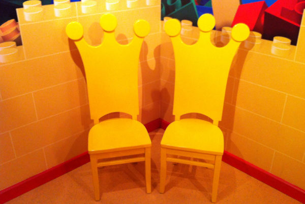 gallery - king chairs - legoland 1